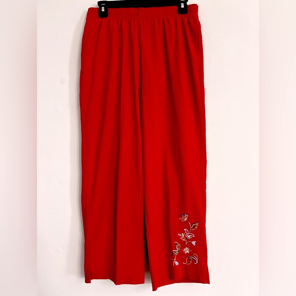 5/$15 Red Embroidered Wide-Leg Pants